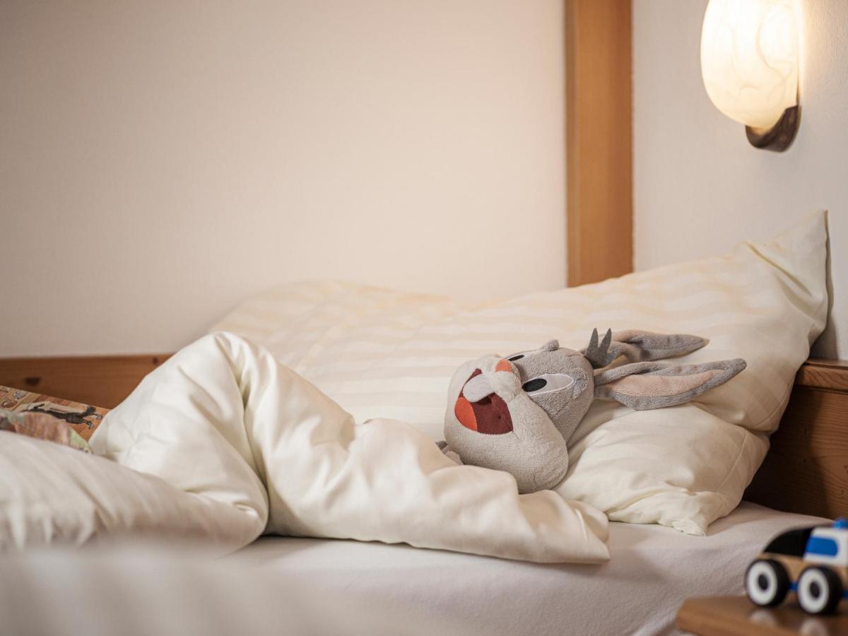 Kinderbauernhof Scharrerhof 홀레르스바흐 임 핀츠가우 외부 사진